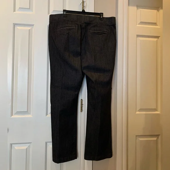 Lee Natural Fit Black Jeans Size 18 - Picture 3 of 7
